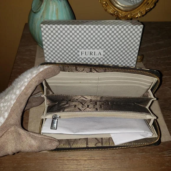 Furla Leopard Print Zip Wallet w/ Gold Hardware, Bow Accent, Dusty & Box - Picture 8 of 12